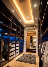 Большая открытая гардеробная комната с комбинированным наполнением Салават
